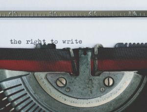 Typewriter and page with the words "The right to write" Find Career Options for Writers right here.