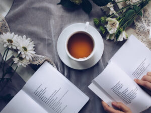 Coffee and Books. Short Management Courses.